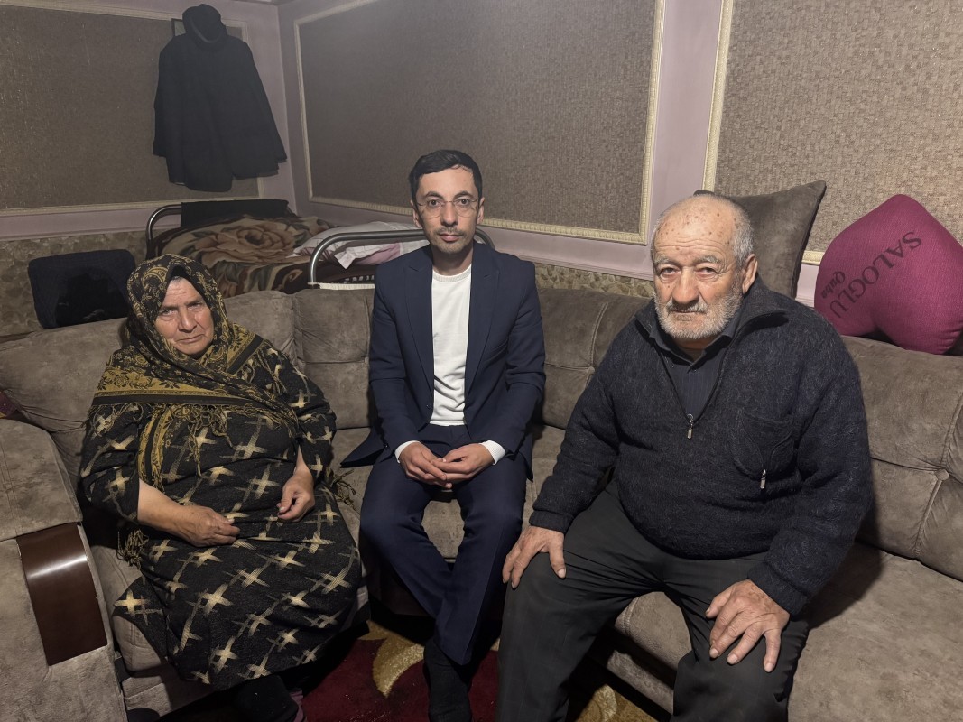 Rauf Hüseynov: “Bu gün ziyarətində olduğumuz ailə ənənələrə və ailə dəyərlərinə sahib olmağın xoşbəxtliyini yaşayırlar”